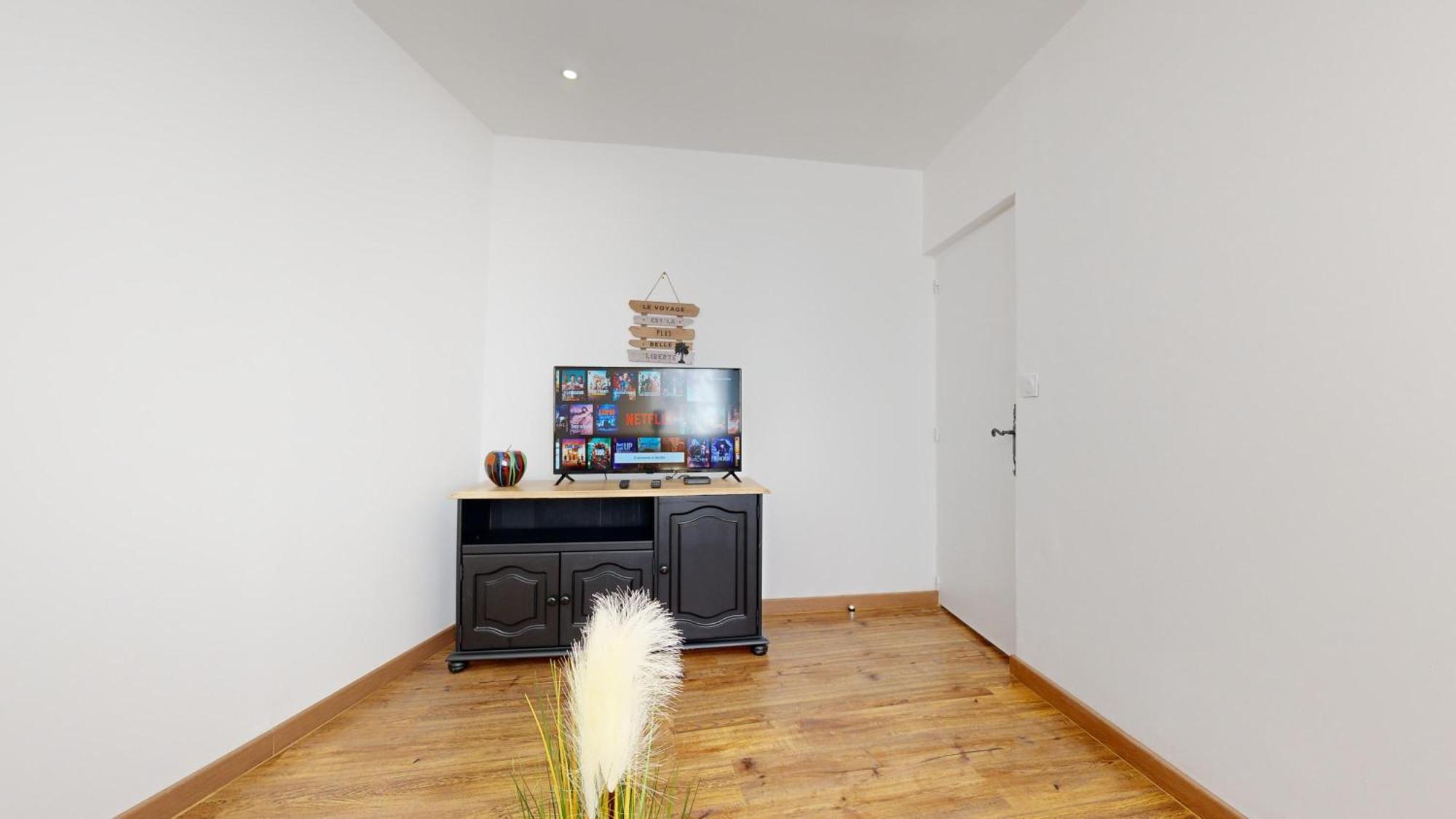 Appartement Standing 2 Tulle Εξωτερικό φωτογραφία